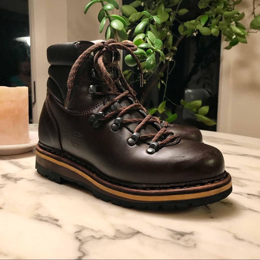 Hanwag Grunten Boots. LOWEST